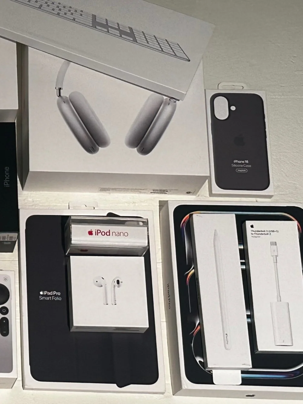 Apple Boxes 40+